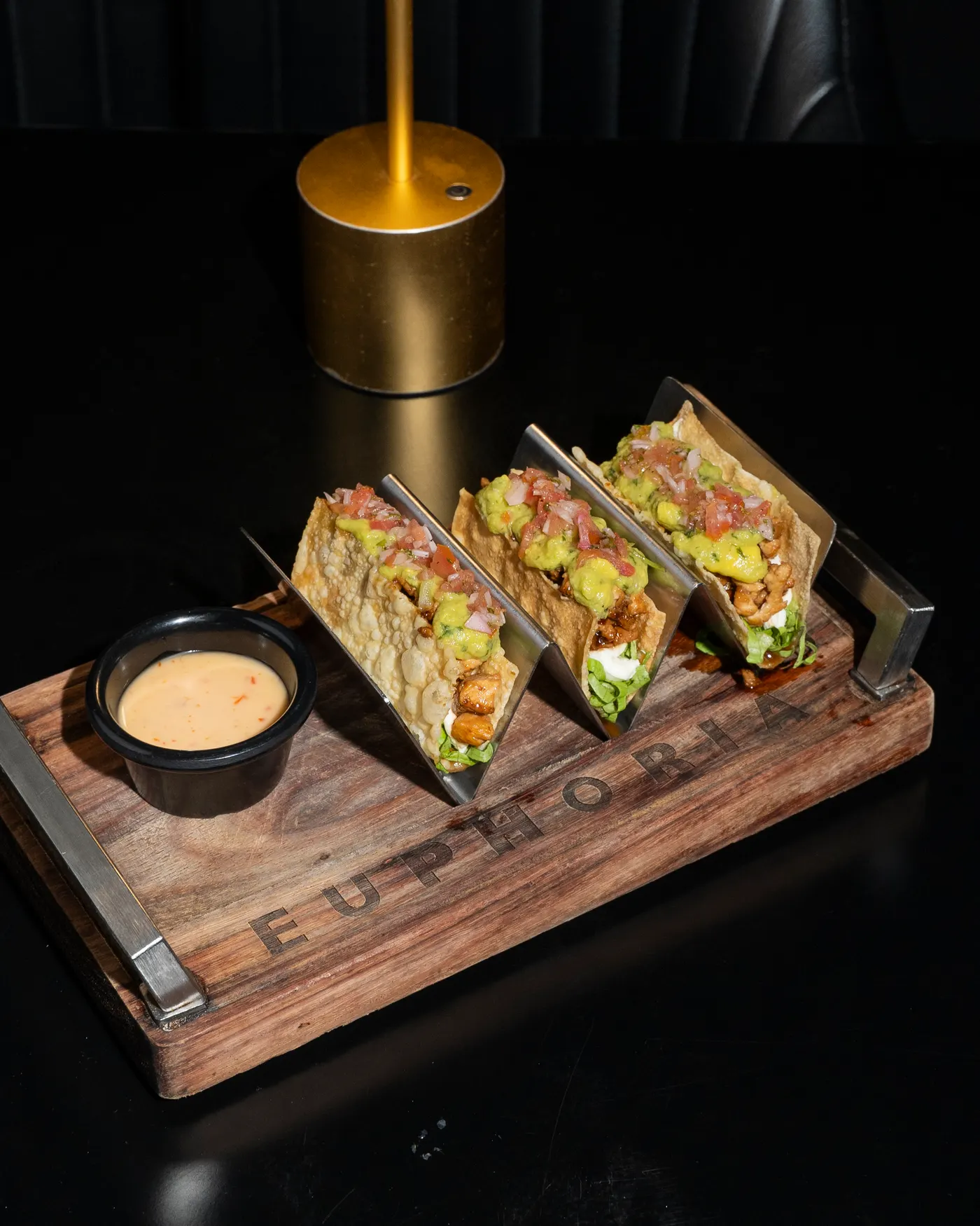 Ambiente de Euphoria Gastrobar Cali 10
